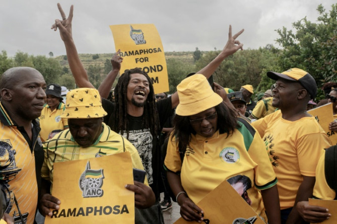 Ramaphosa continues to attract support from across South Africa's racial and class divisions