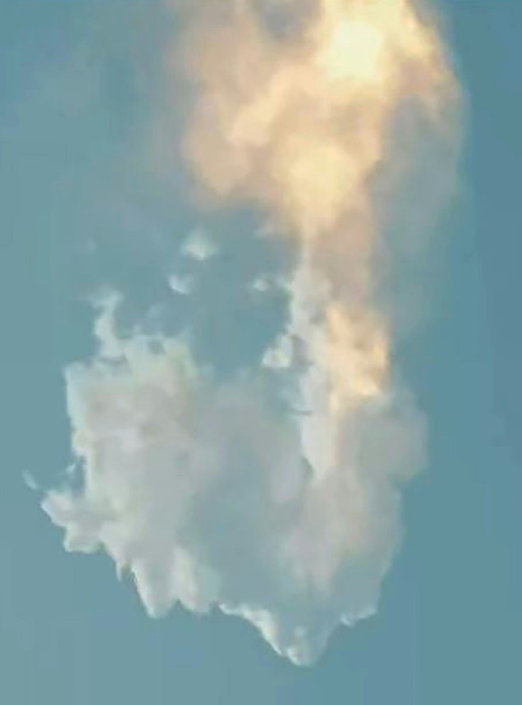 This still image taken from a SpaceX video shows the SpaceX Starship lifting off from the launchpad during a flight test from Starbase in Boca Chica, Texas