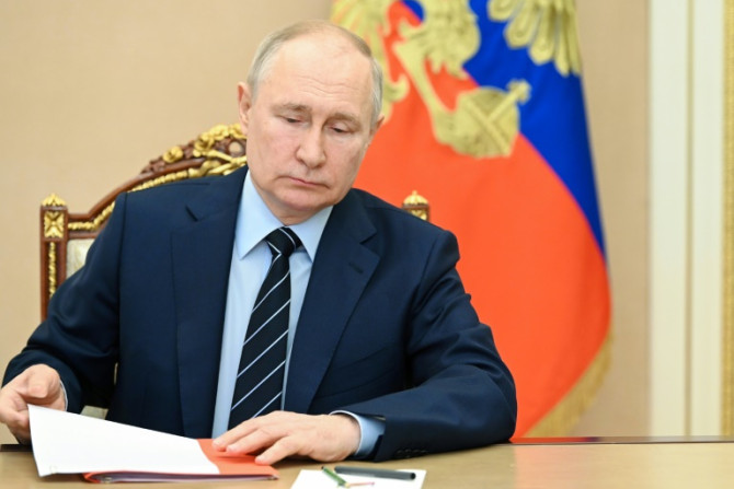 Putin argues that elements of the deal allowing the export of Russian food and fertilisers have not been honoured
