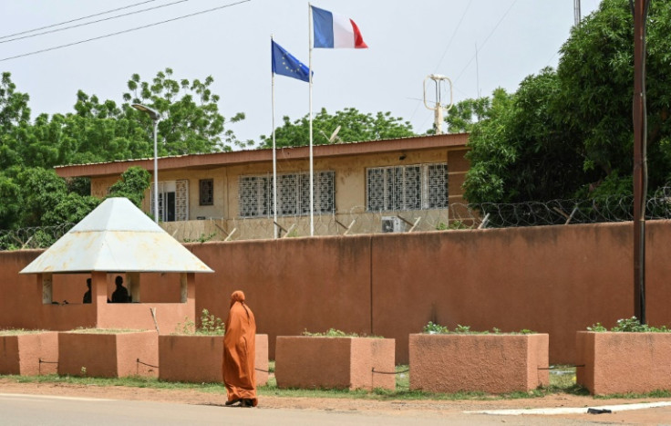 France is accusing Niger of blocking food deliveries to its embassy