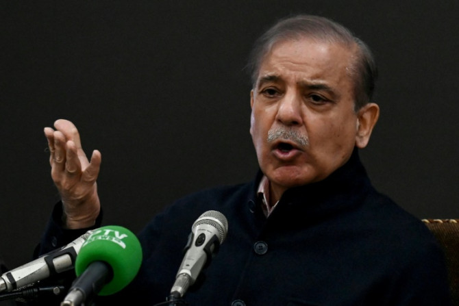 Former premier Shehbaz Sharif appears set to be Pakistan's next prime minister following a power-sharing agreement